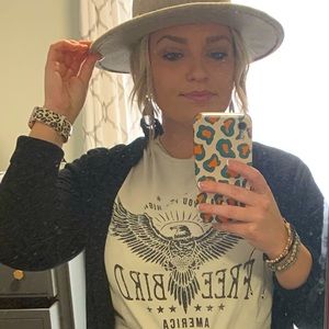 Meet your Posher, Bayley